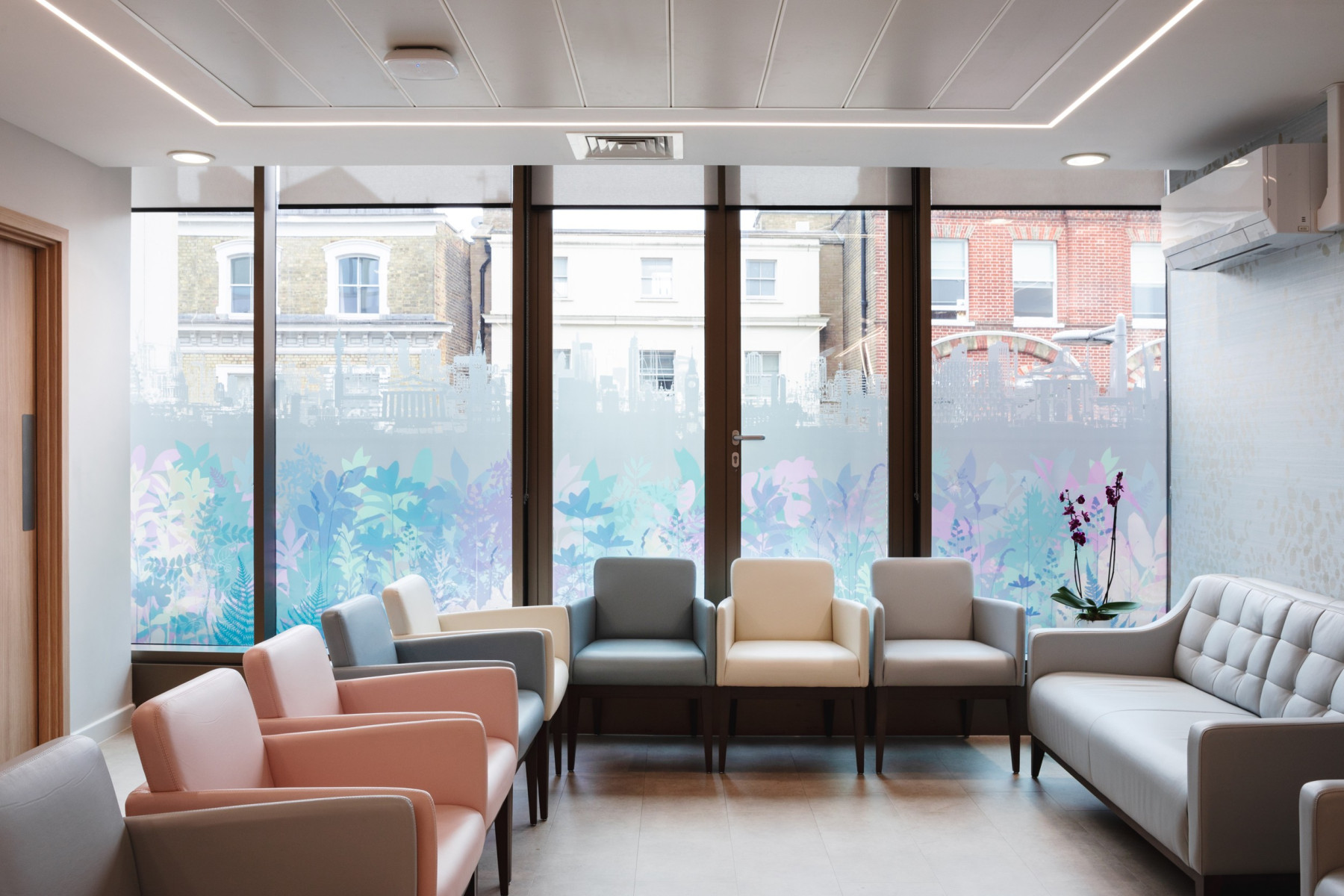Art-Projects-Ltd_Chelsea-Outpatients_LR_001