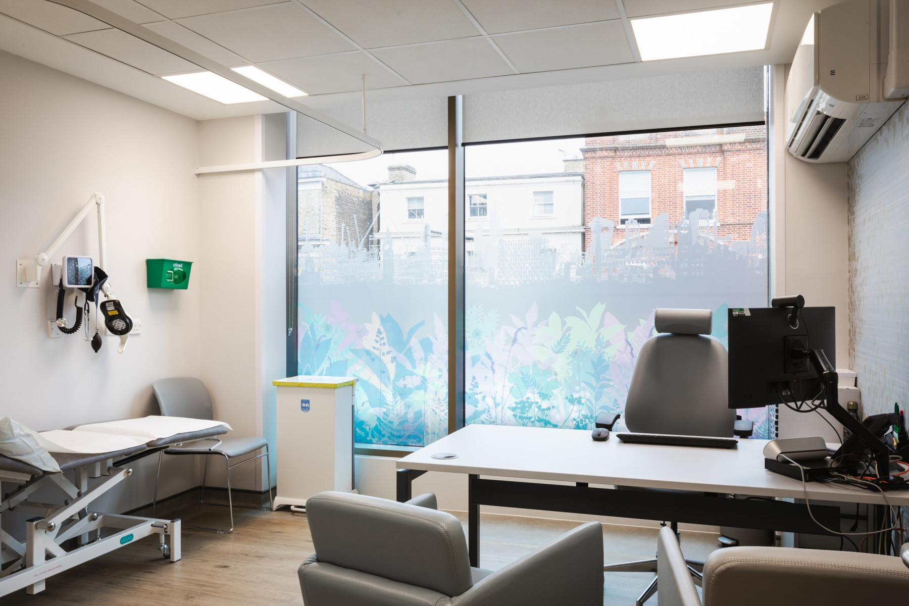 Art-Projects-Ltd_Chelsea-Outpatients_LR_018