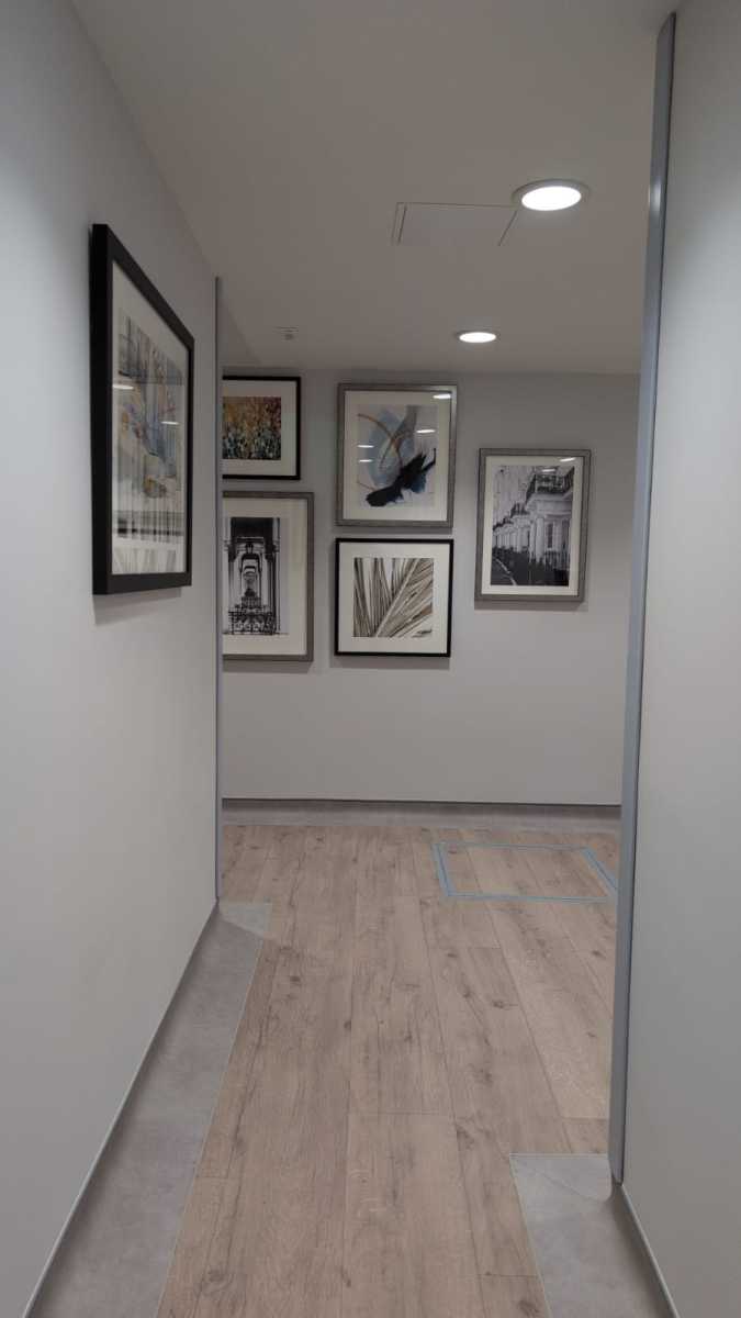 Corridor-8